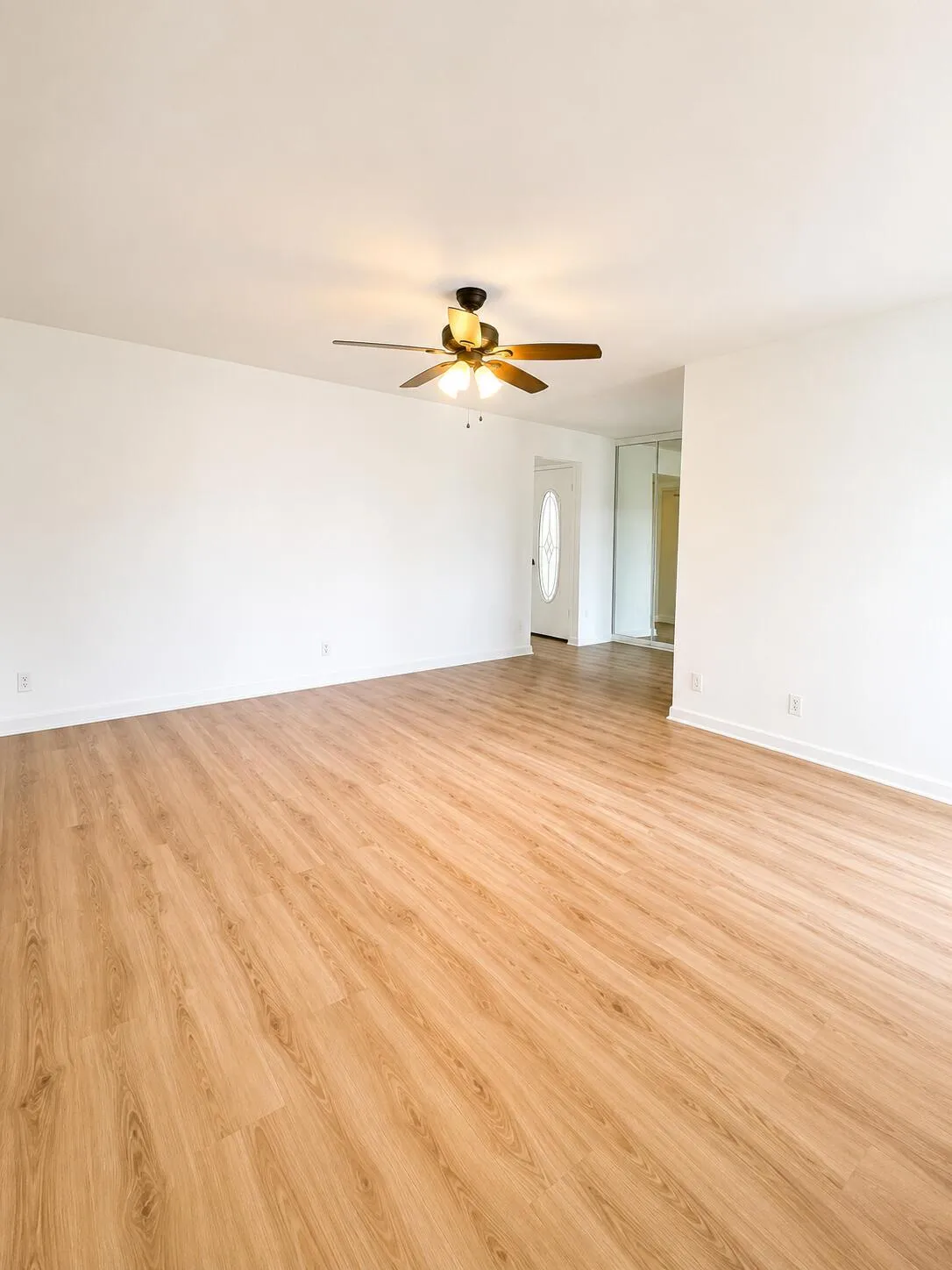 Living Area Dining