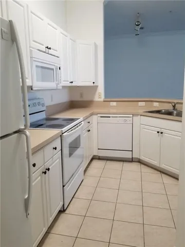 Spacious Living area