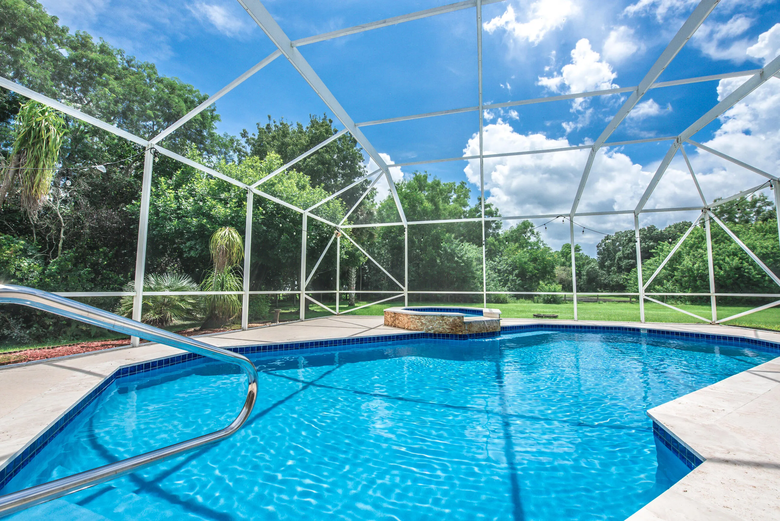 Day pool FL2R