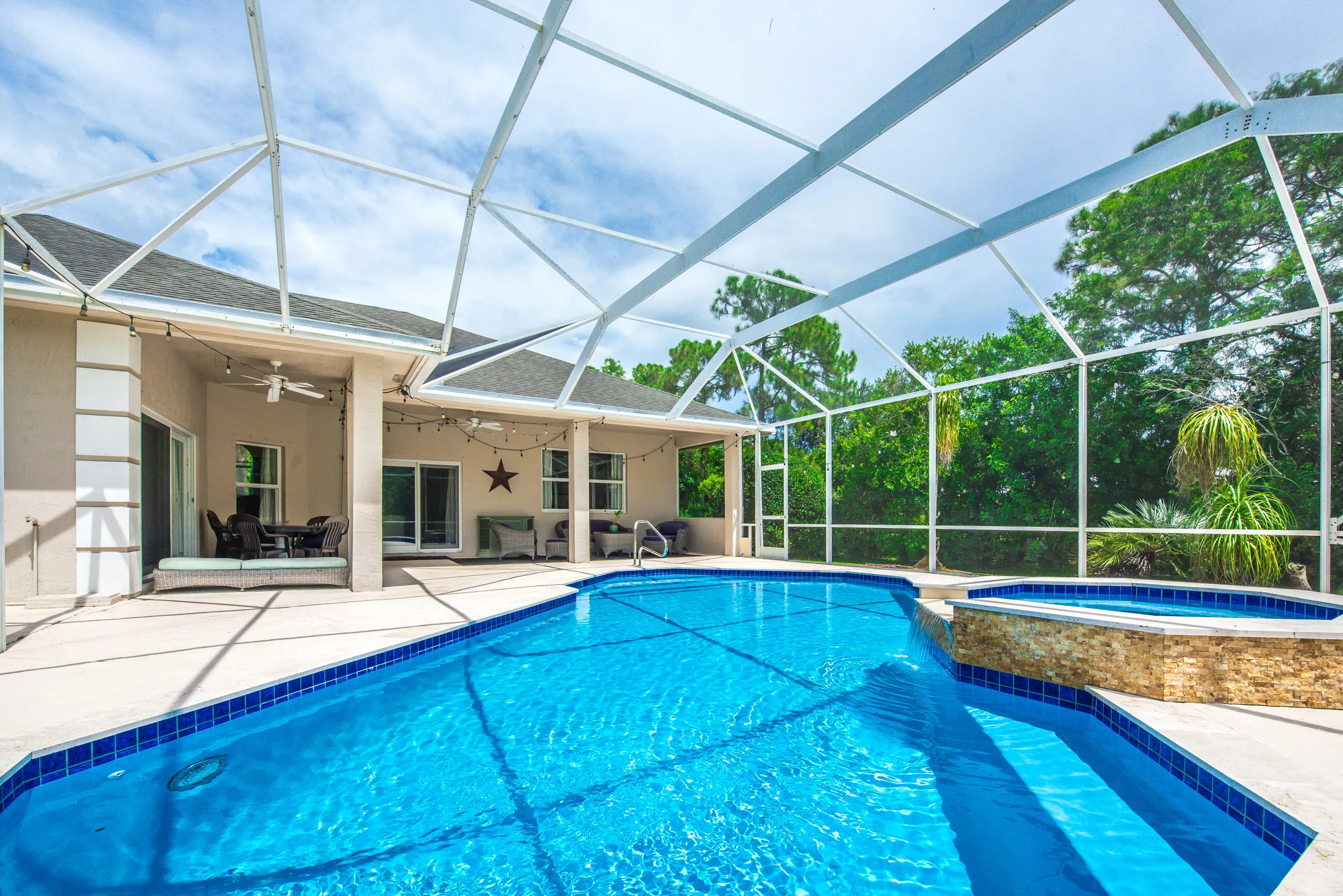 Day Pool Back to Hs