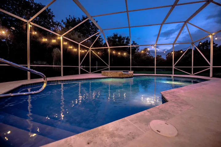 Pool Twi FL2R