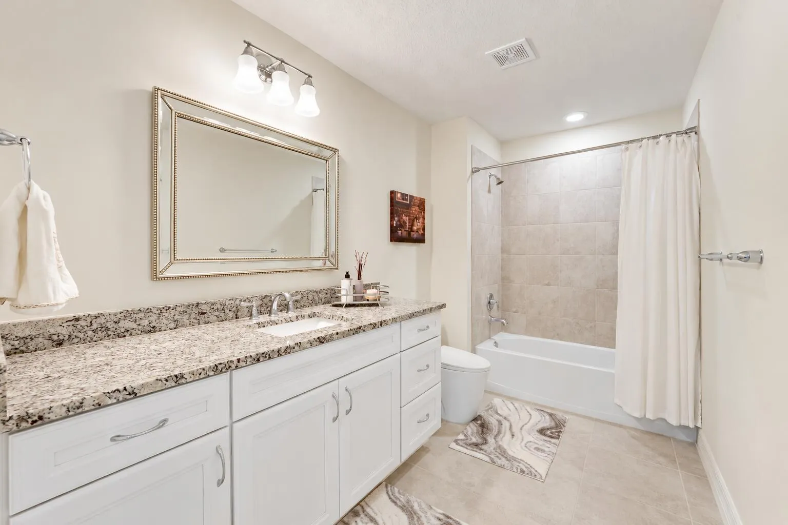 Full bath 2nd floor