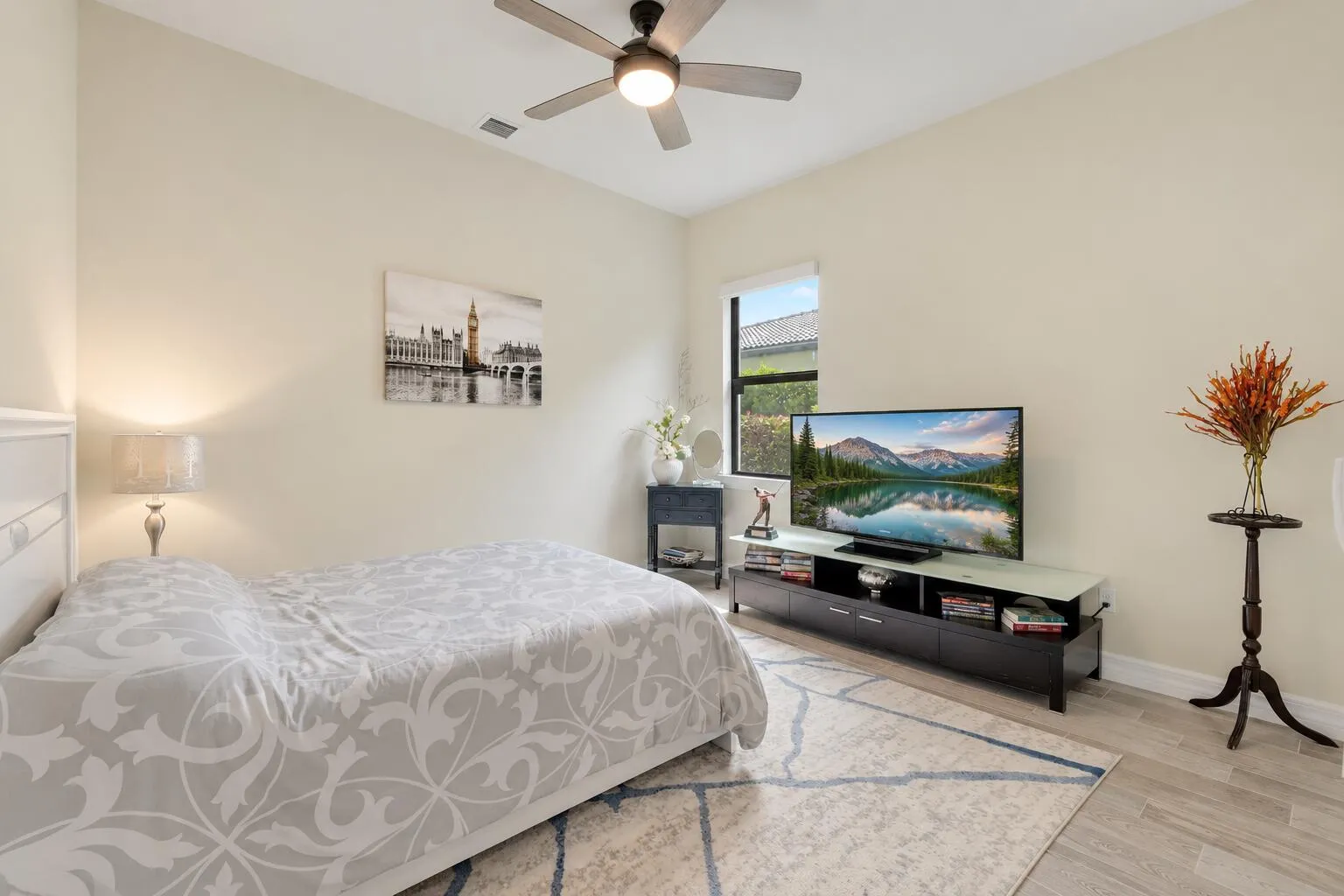 1st floor Guest bedroom with custom closet