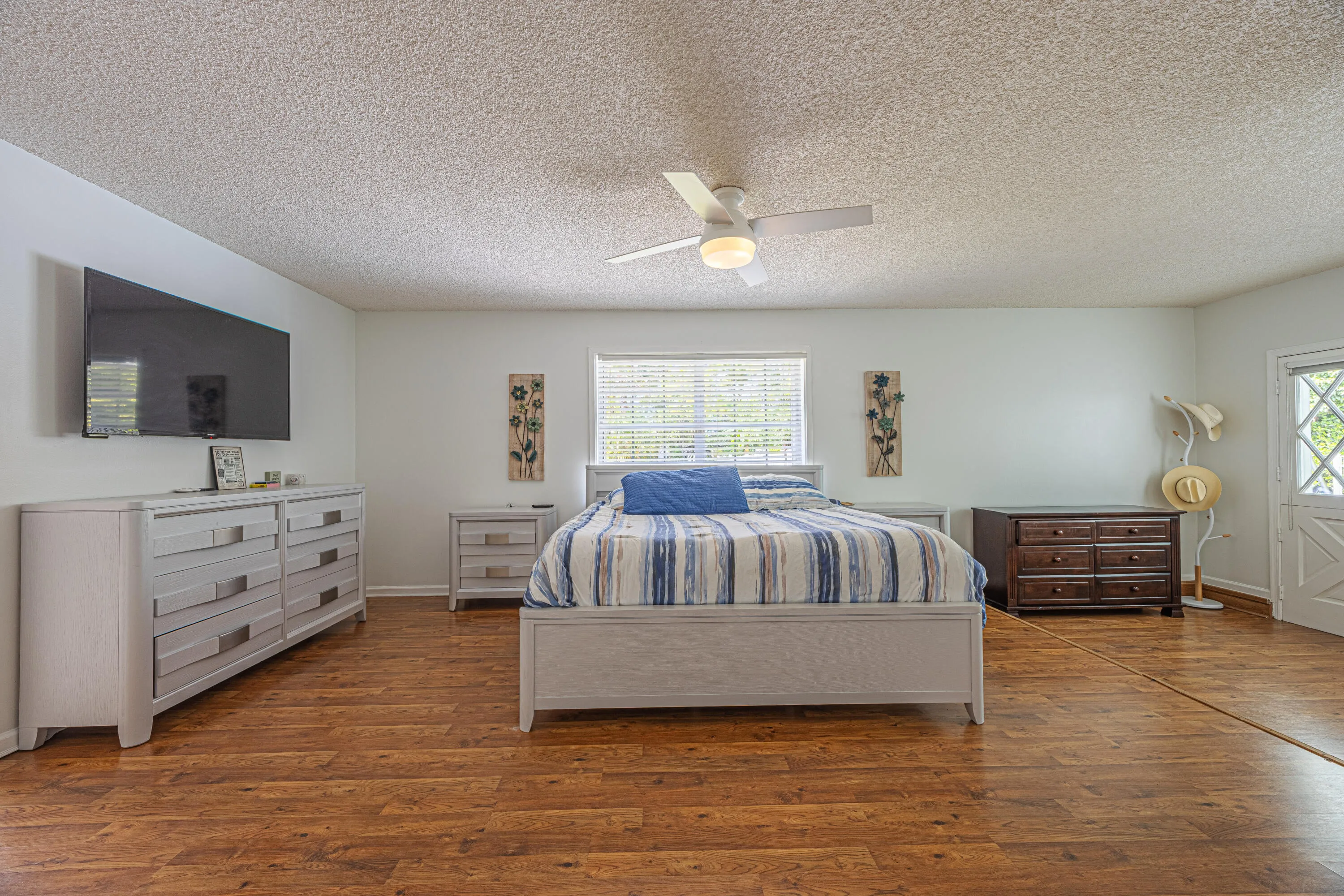 153A0035-HDR