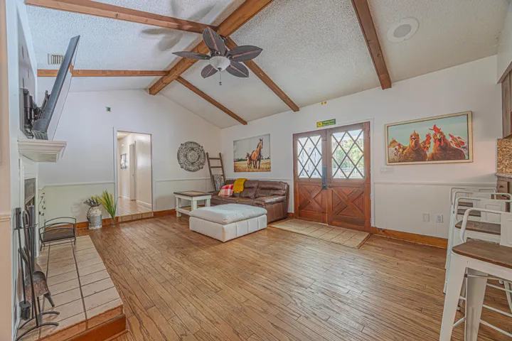 153A0091-HDR