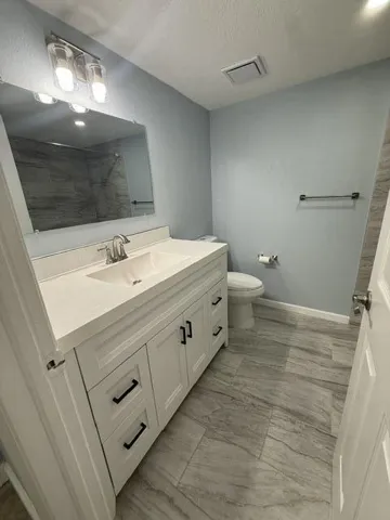 GUEST BATHROOM
