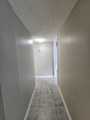 1000430784