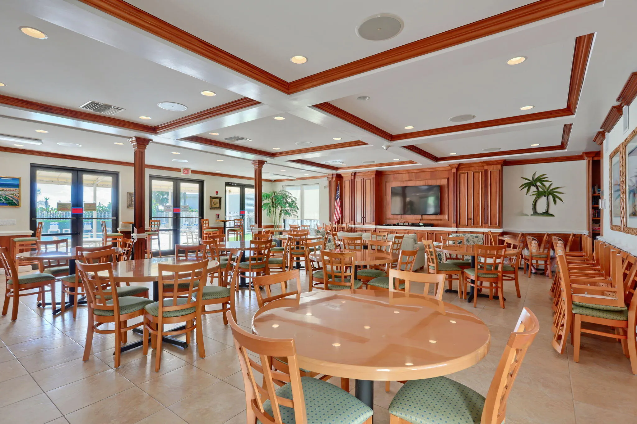 CLUBHOUSE