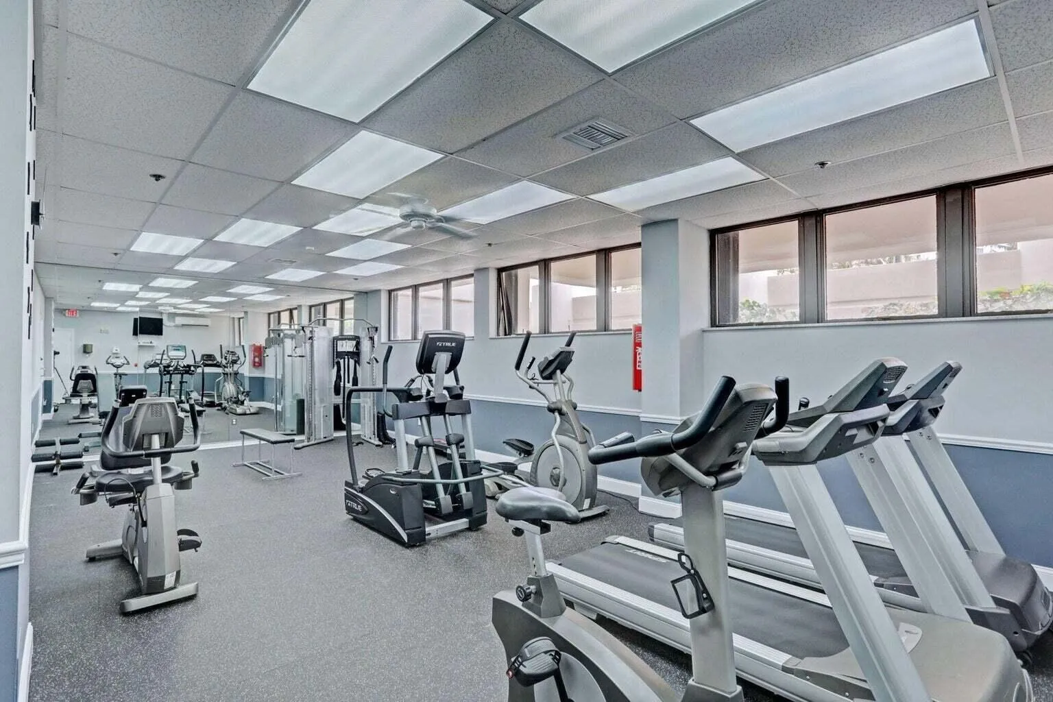 FITNESS CENTER