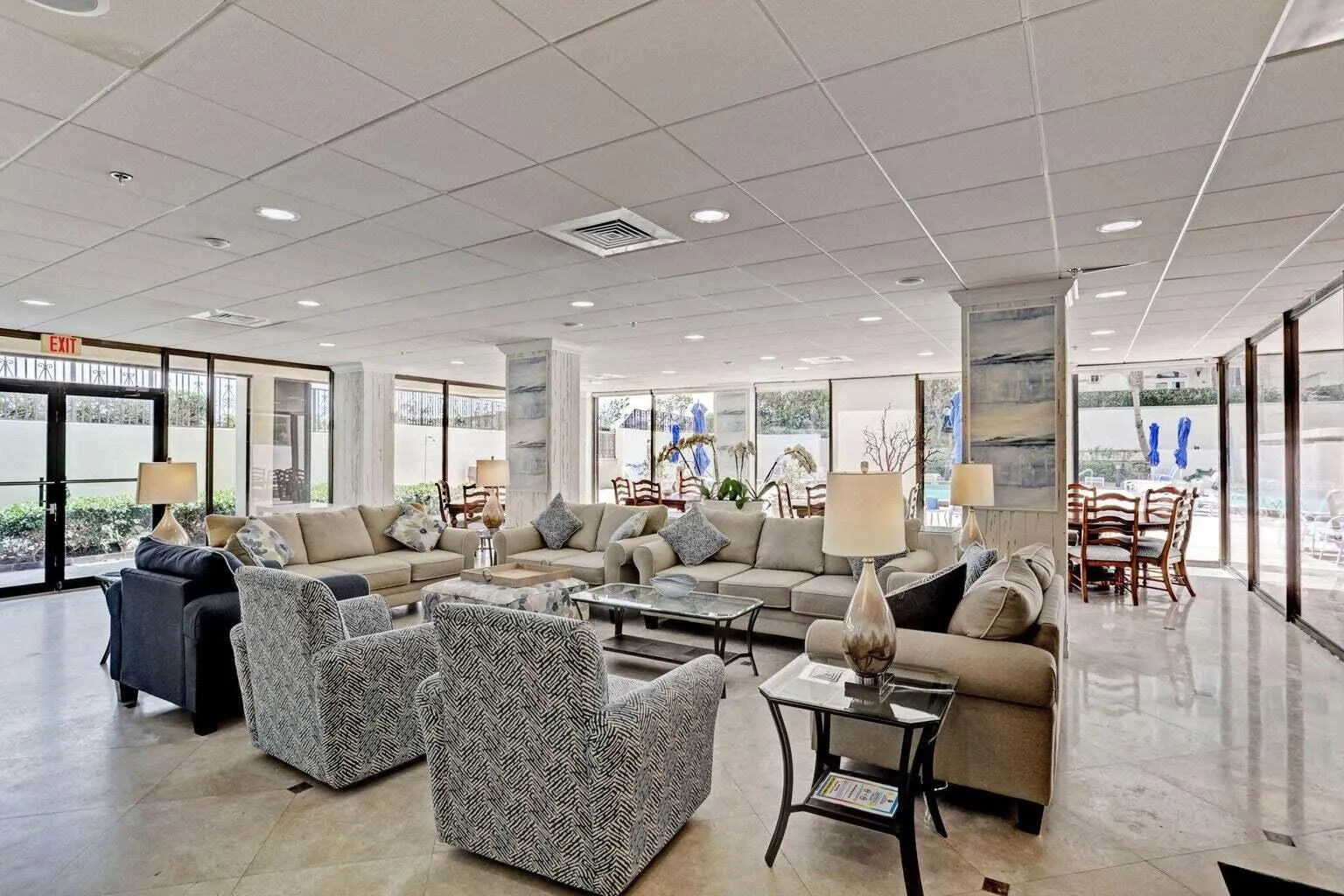 CLUBHOUSE