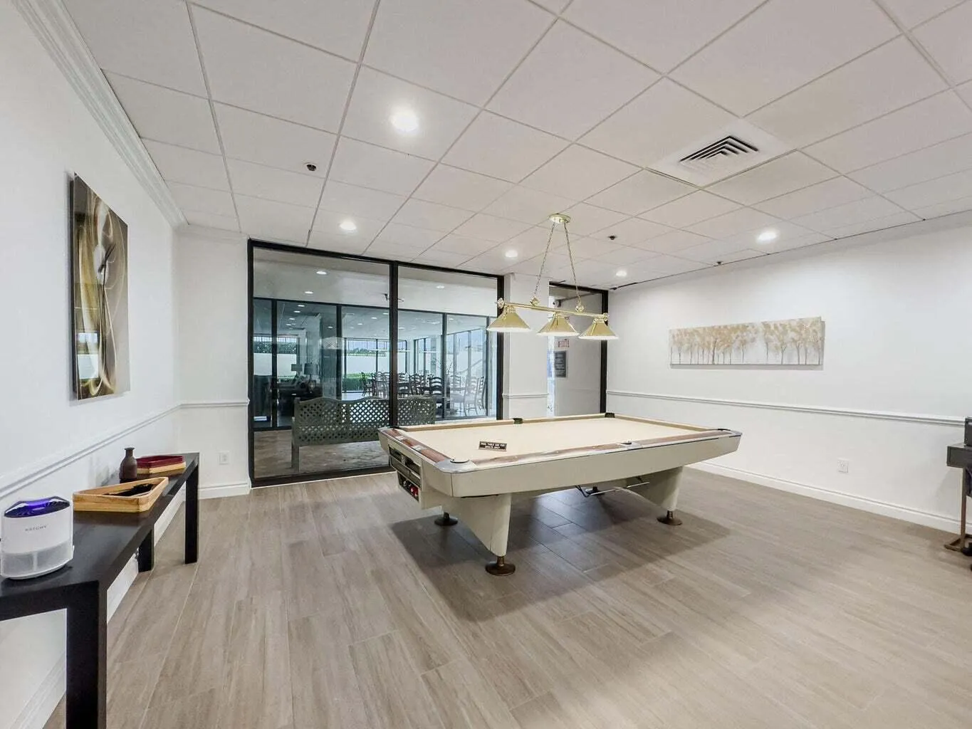 BILLARD