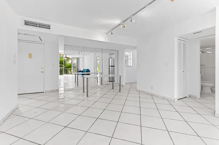 10 Diningroom 01