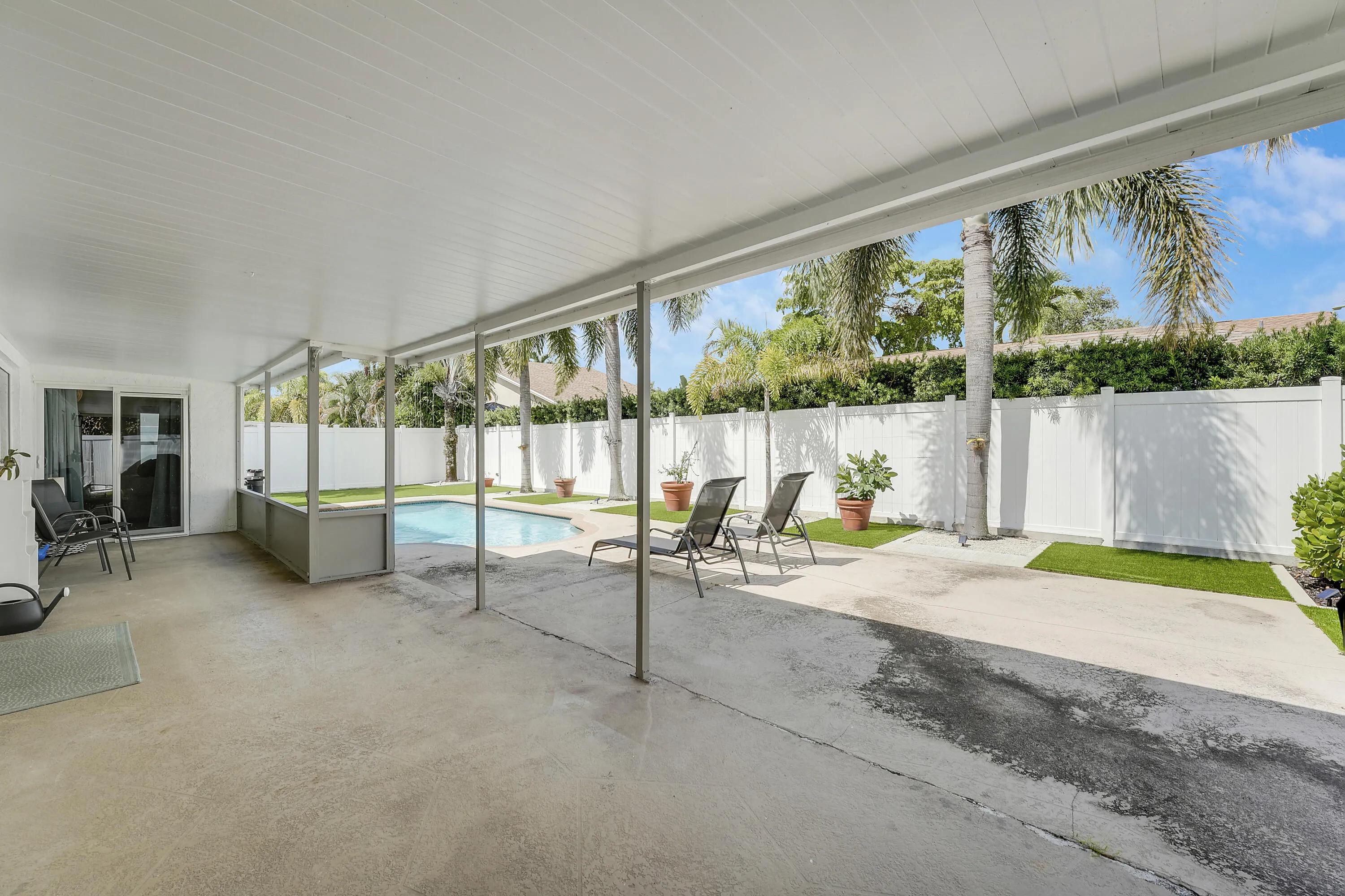 Patio, Yard