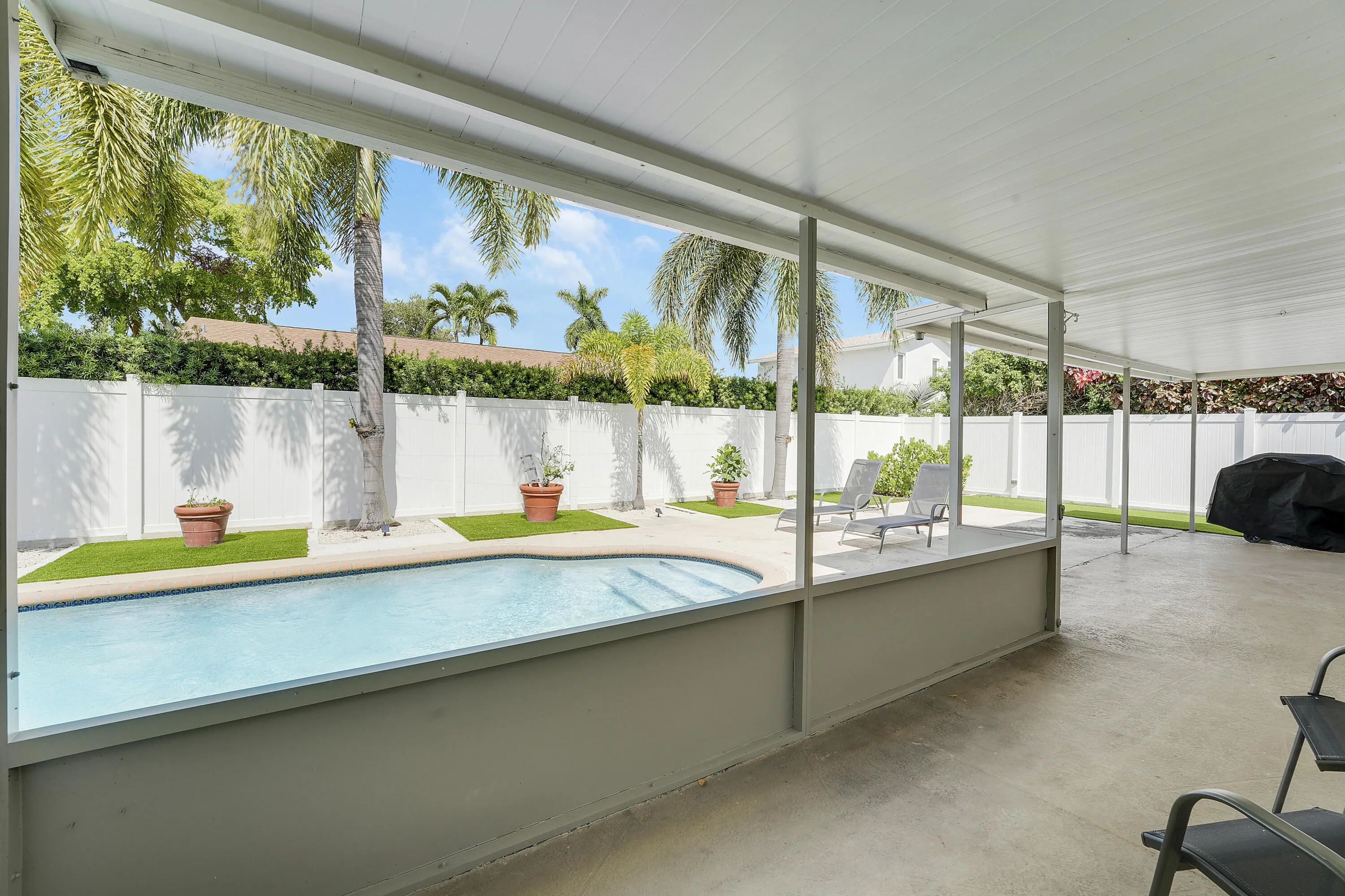 Pool, Patio