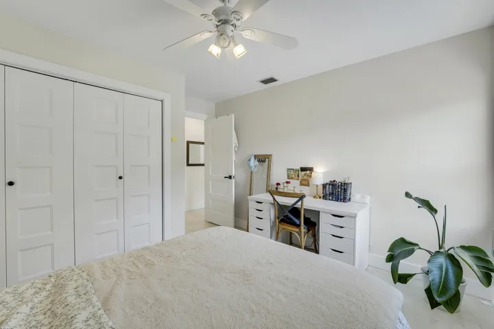 Bedroom (1)