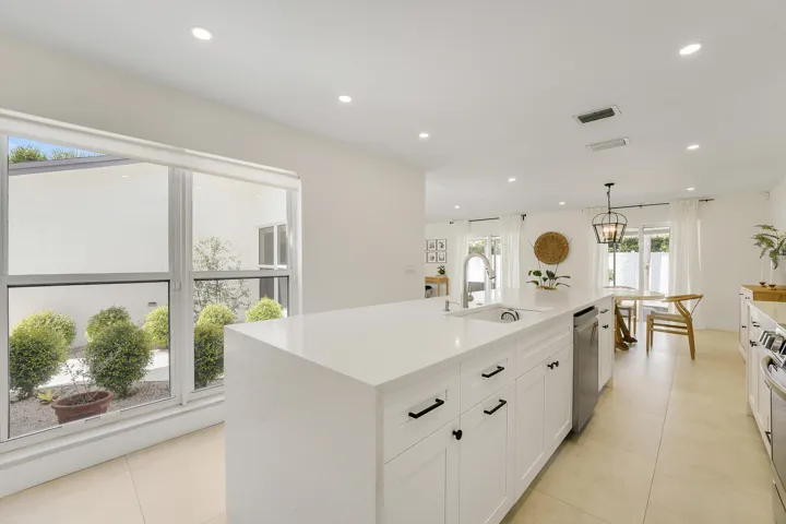 Kitchen (6)
