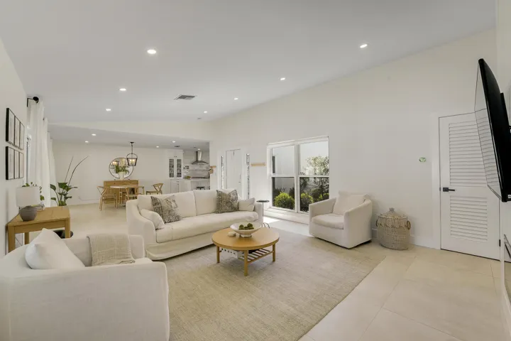 Living Rm (5)