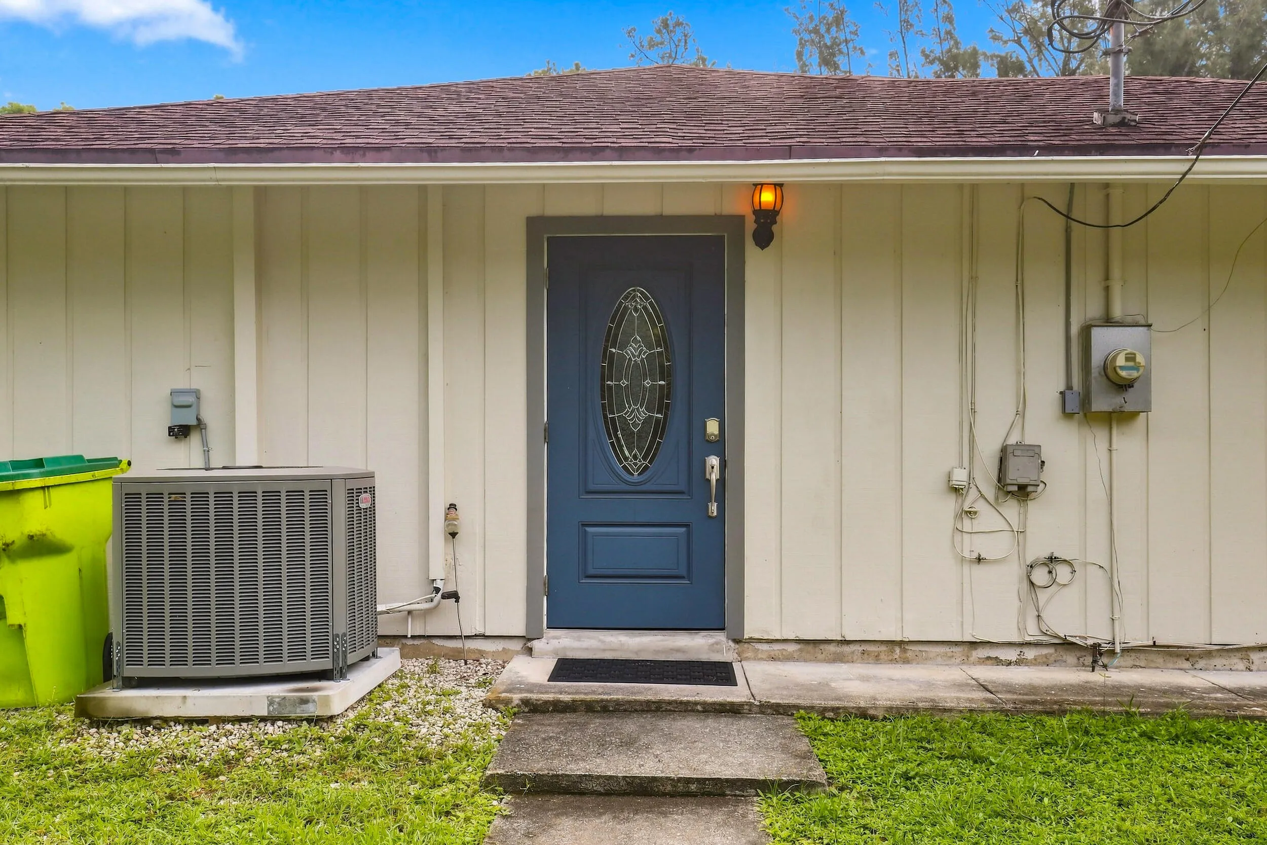 Exterior entry with convenient side access to the home.
