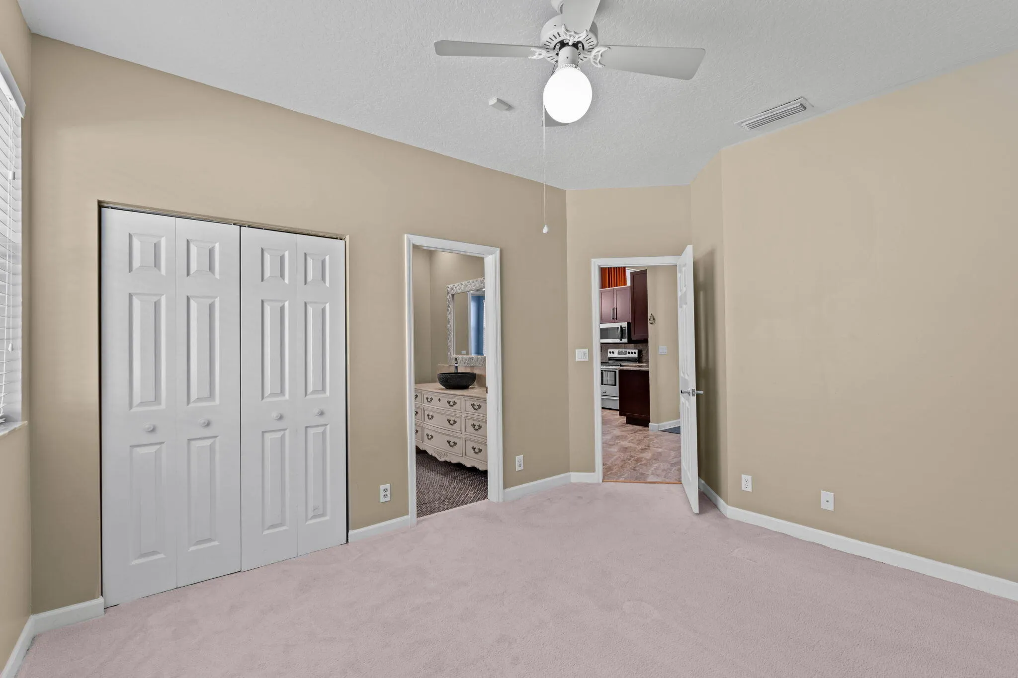 37-web-or-mls-A7407898