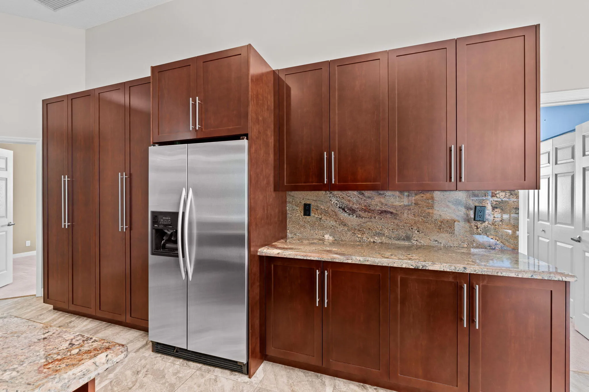 25-web-or-mls-A7407984