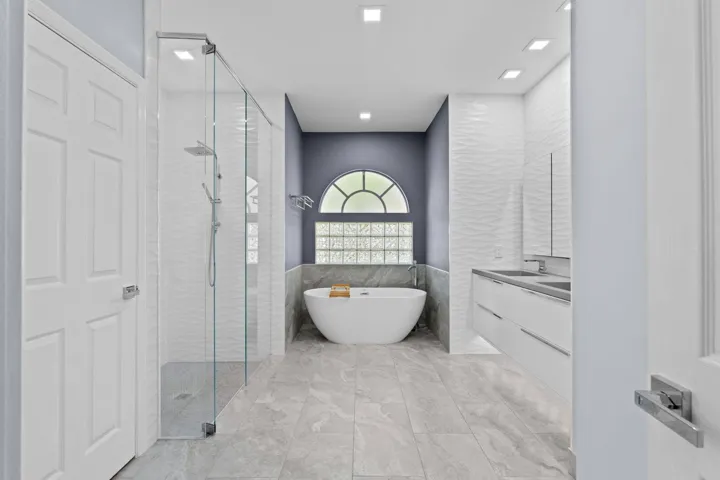 31-web-or-mls-A7408045