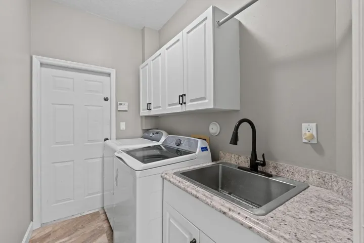 47-web-or-mls-A7407990