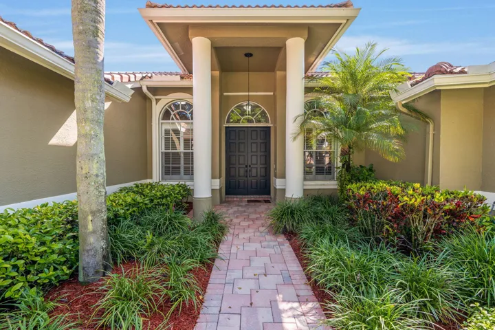 4-web-or-mls-A7407880