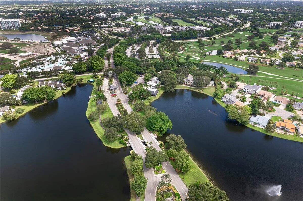 11-Aerial-Community Entrance