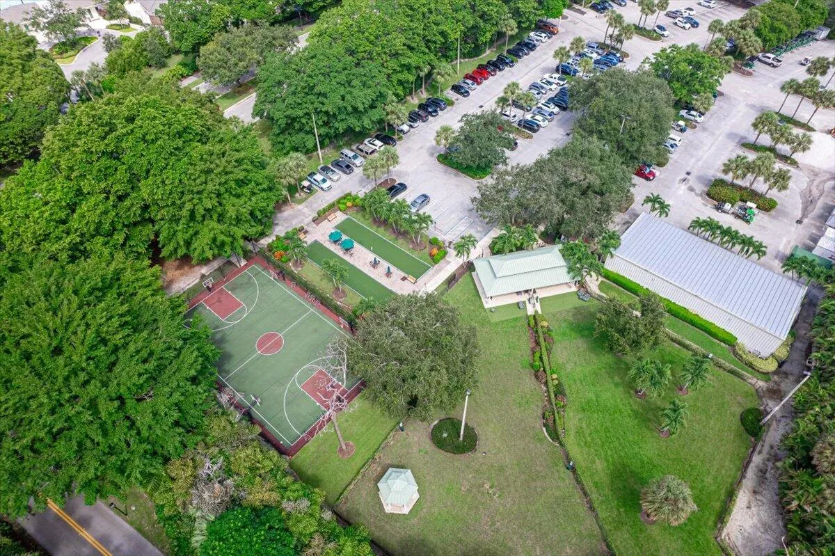 08-Aerial-BasketBall Court