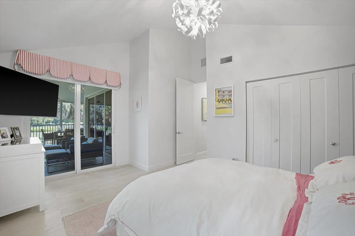 25-Bedroom1-B