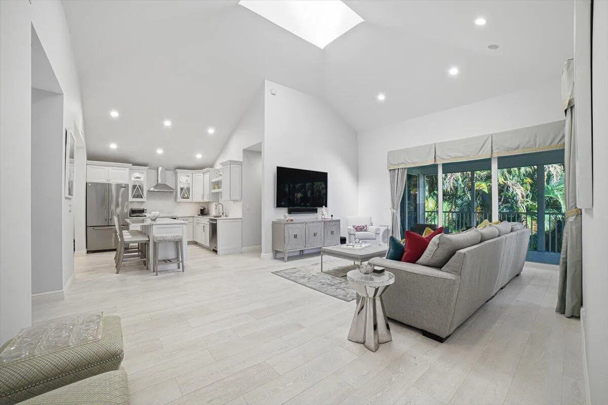 52-Livingroom-Kitchen-B