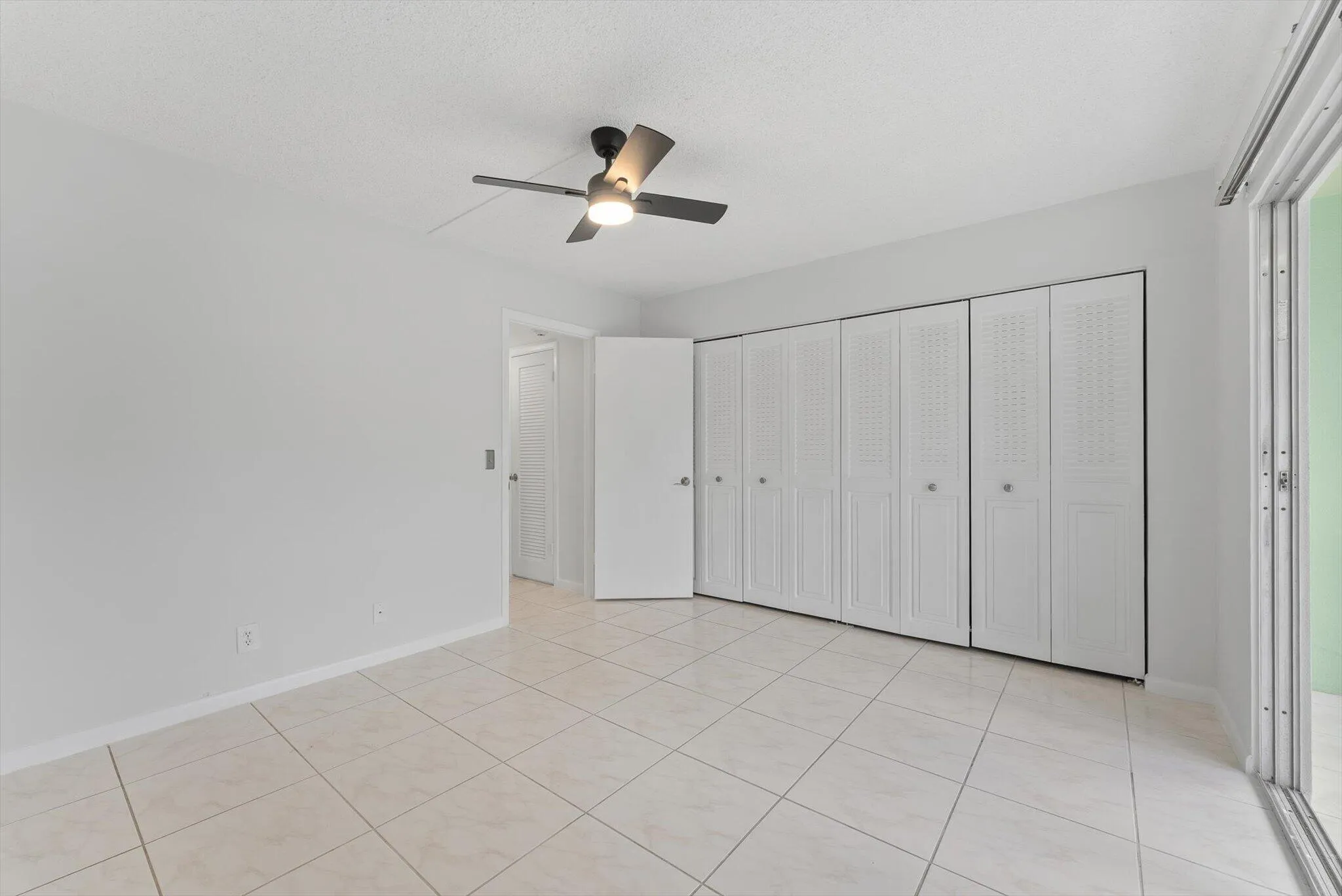 Large closet space!
