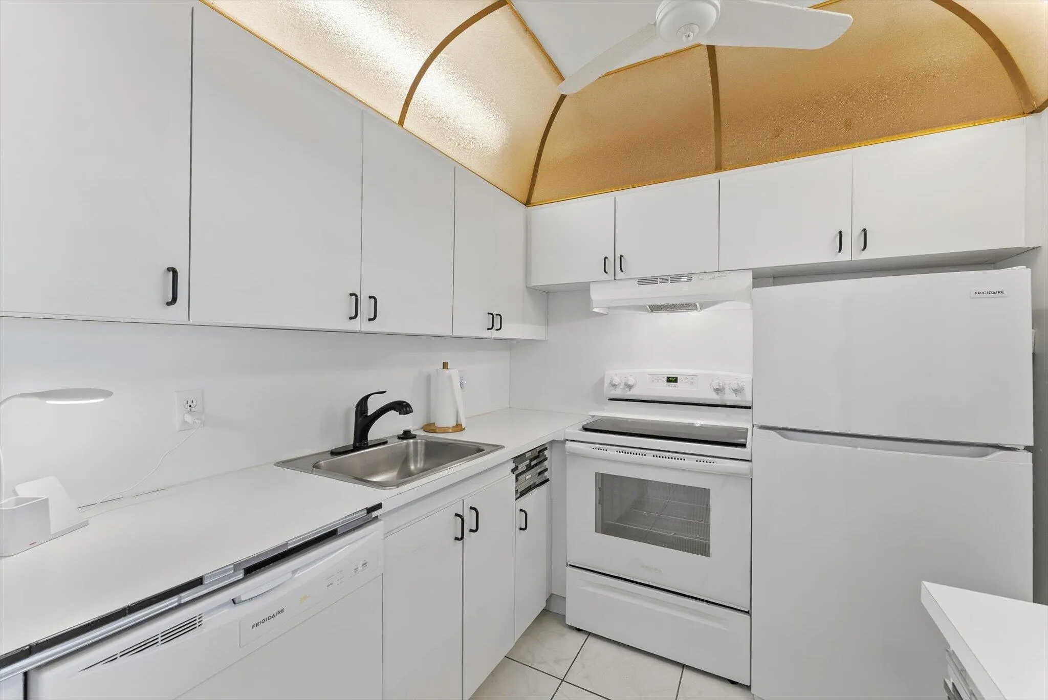 Kitchen has all NEW APPLIANCES