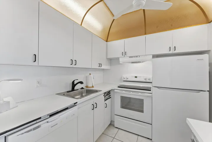 Kitchen has all NEW APPLIANCES