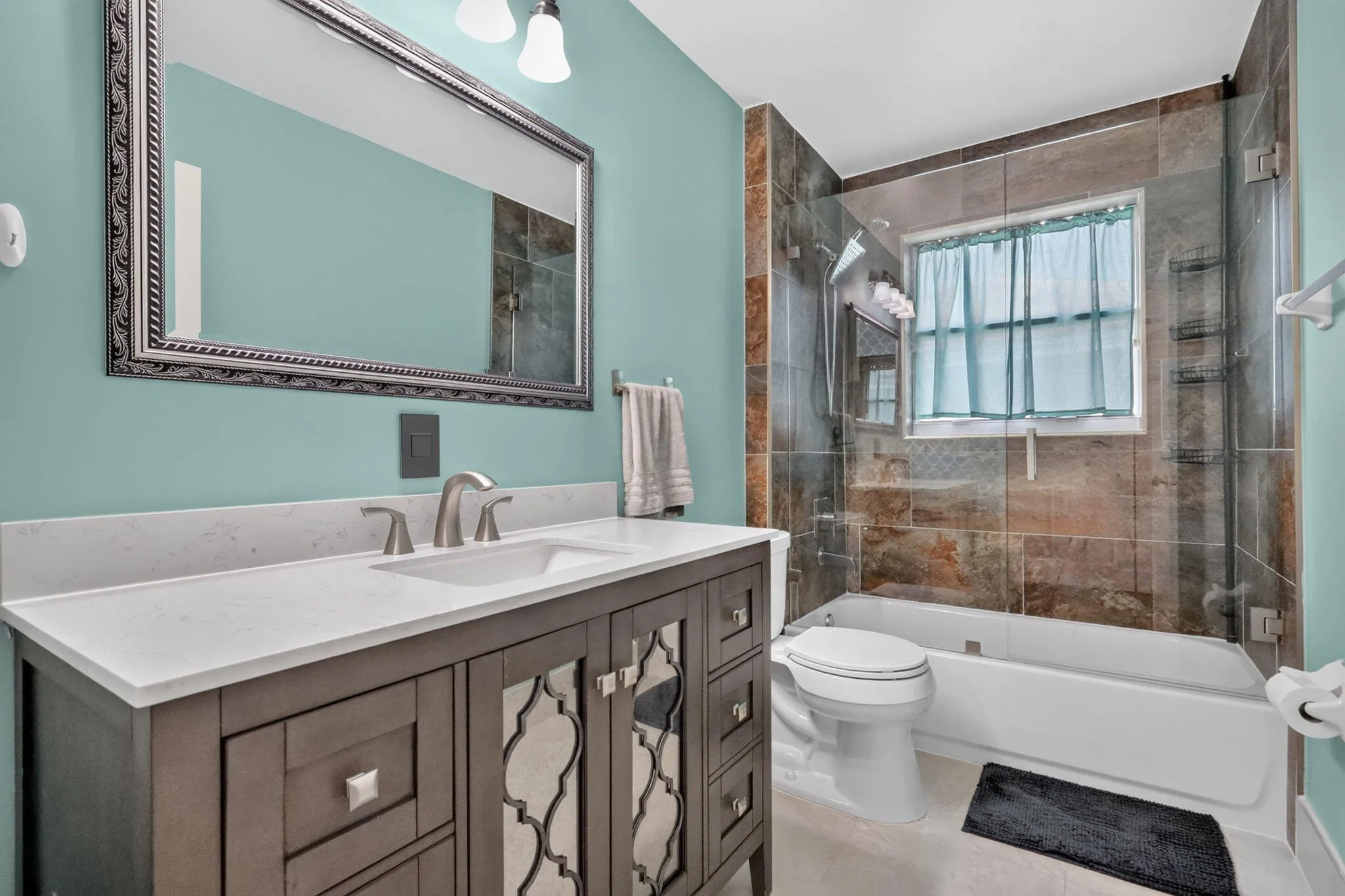 32-web-or-mls-8H3A1243