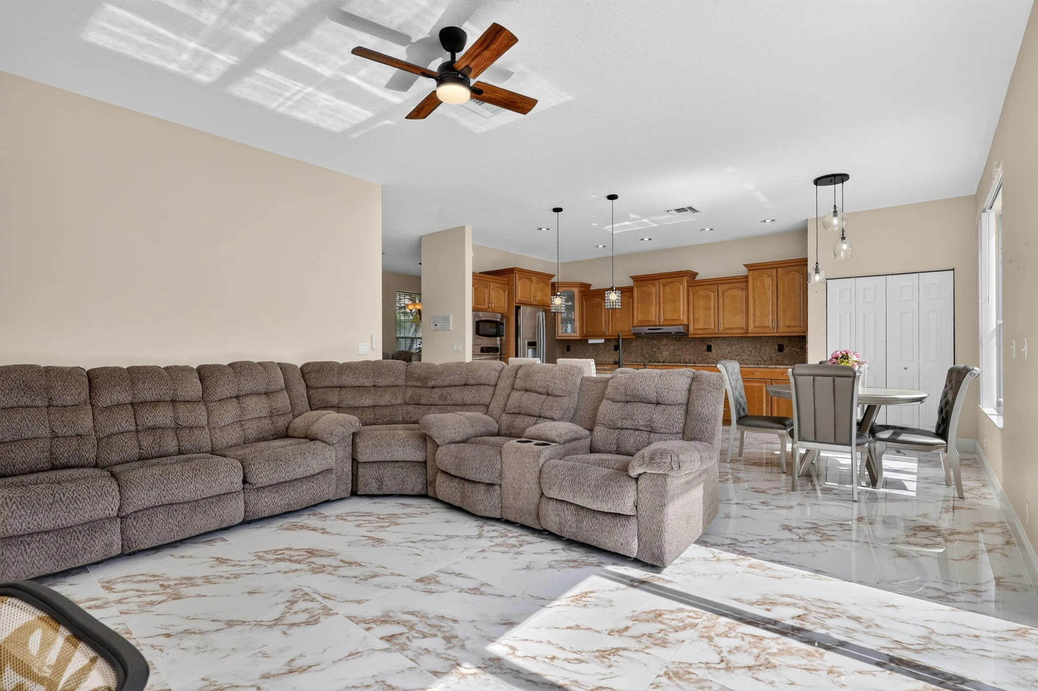 20-web-or-mls-8H3A1418