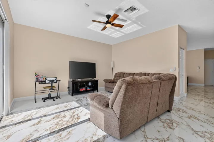 18-web-or-mls-8H3A1407
