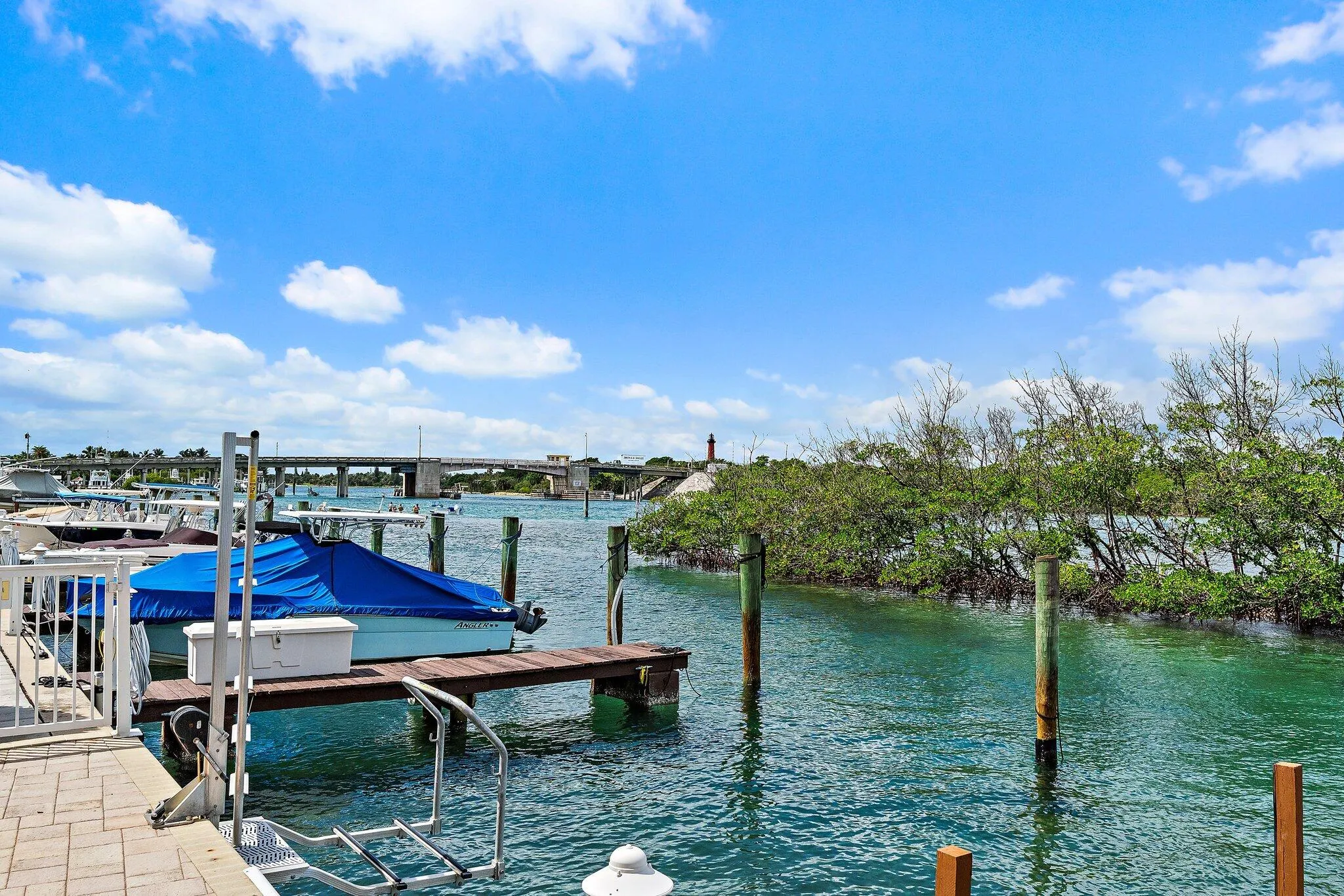 Community Boat Slips