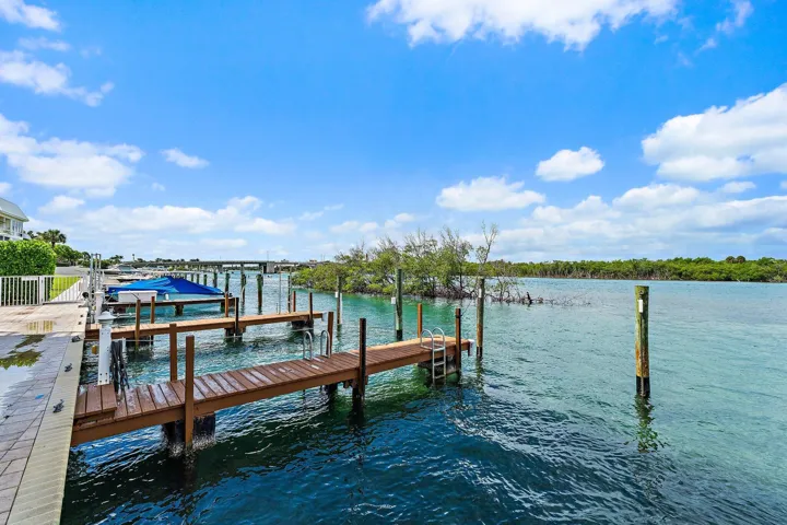 Community Boat Slips