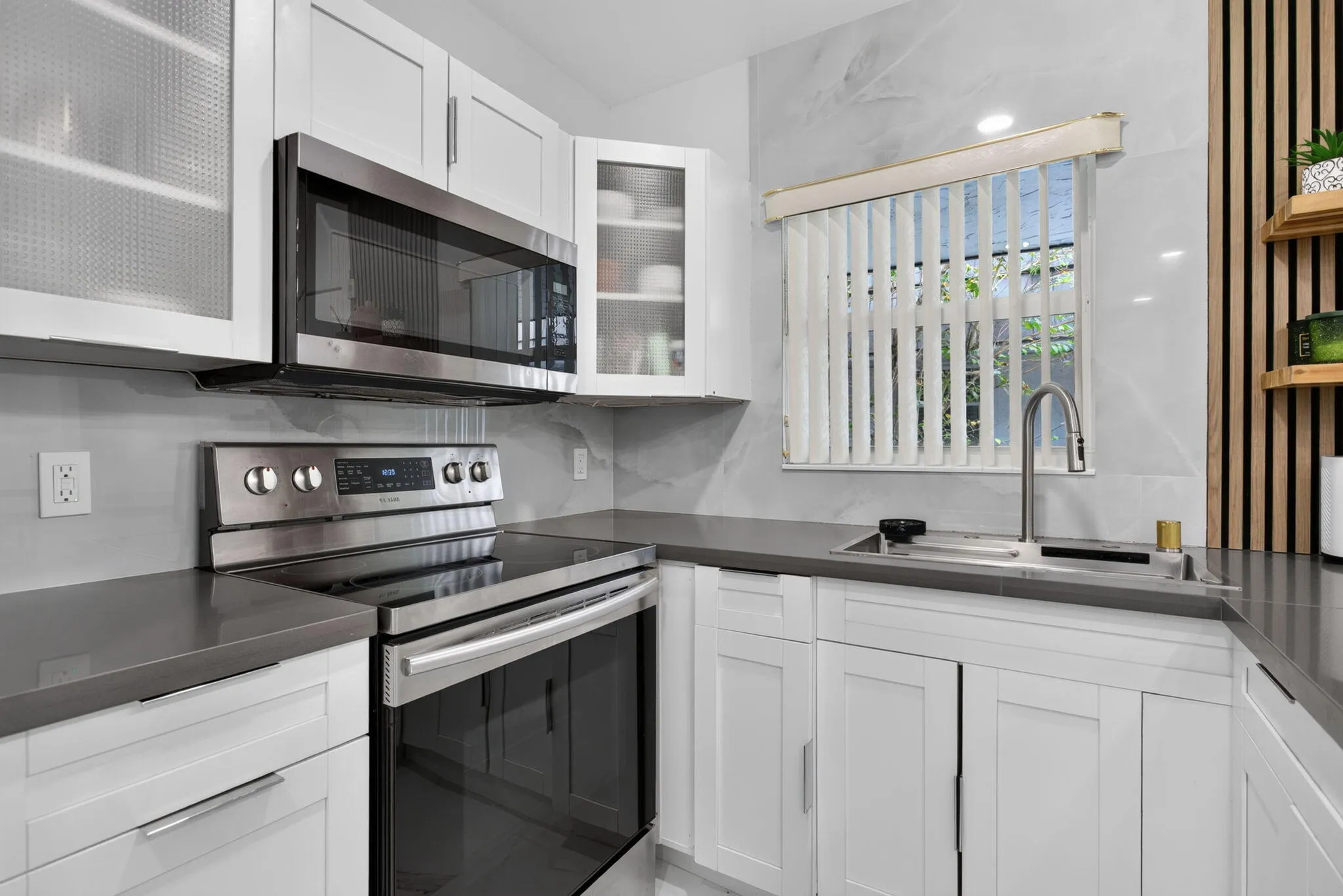 7-web-or-mls-8404 -7999
