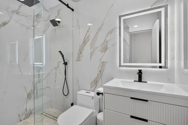17-web-or-mls-8404 -8056
