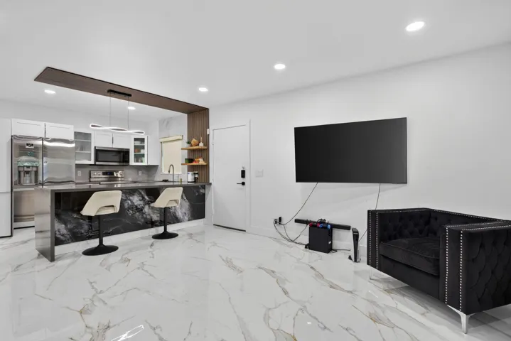 4-web-or-mls-8404 -7984