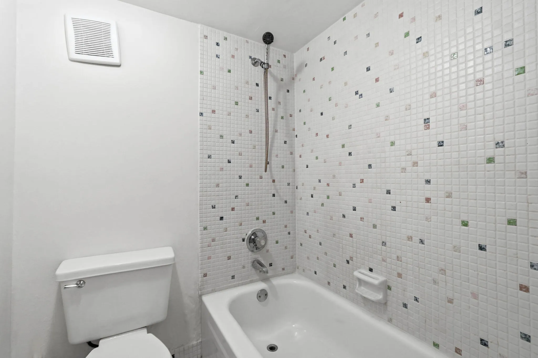 24-web-or-mls-430_Commodore_Dr_Unit_314_