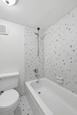 25-web-or-mls-430_Commodore_Dr_Unit_314_