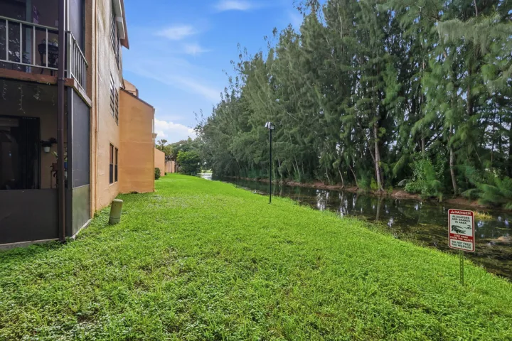 4-web-or-mls-430_Commodore_Dr_Unit_314_0