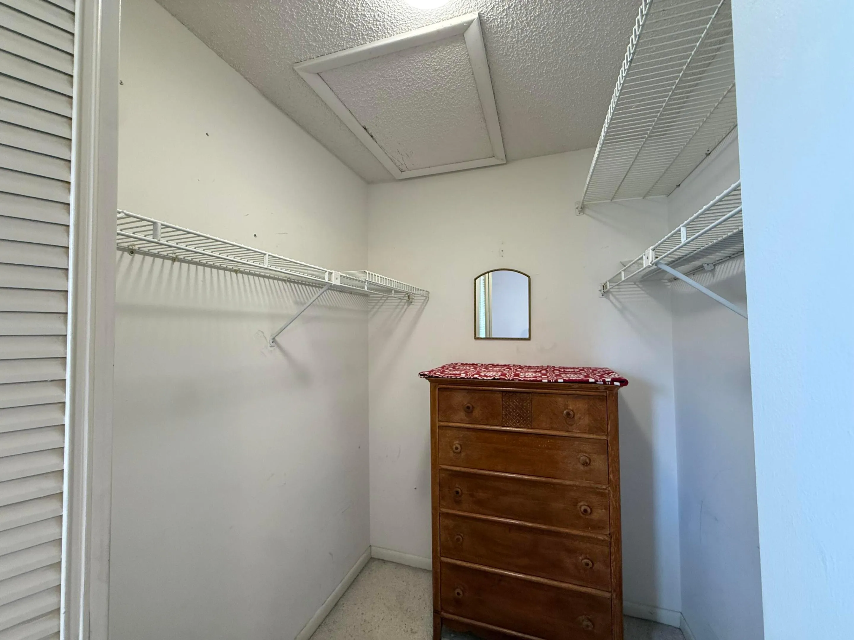 Master Bedroom Closet