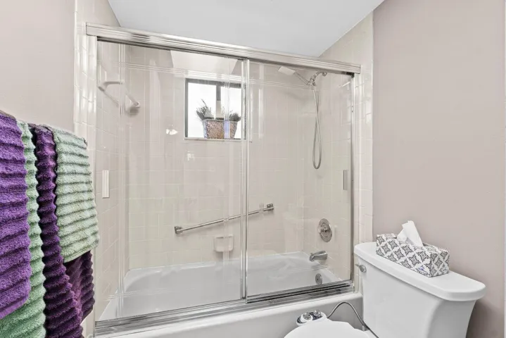 Primary shower