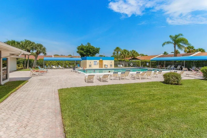 Community pool