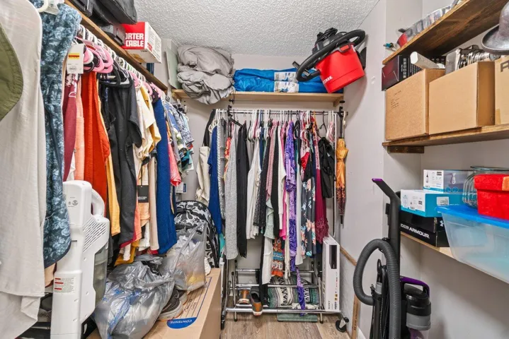 Primary walk in closet