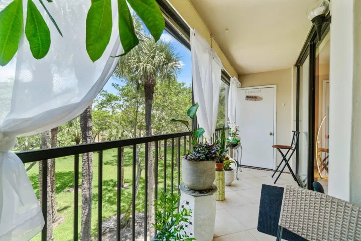 Patio with roll down shutters